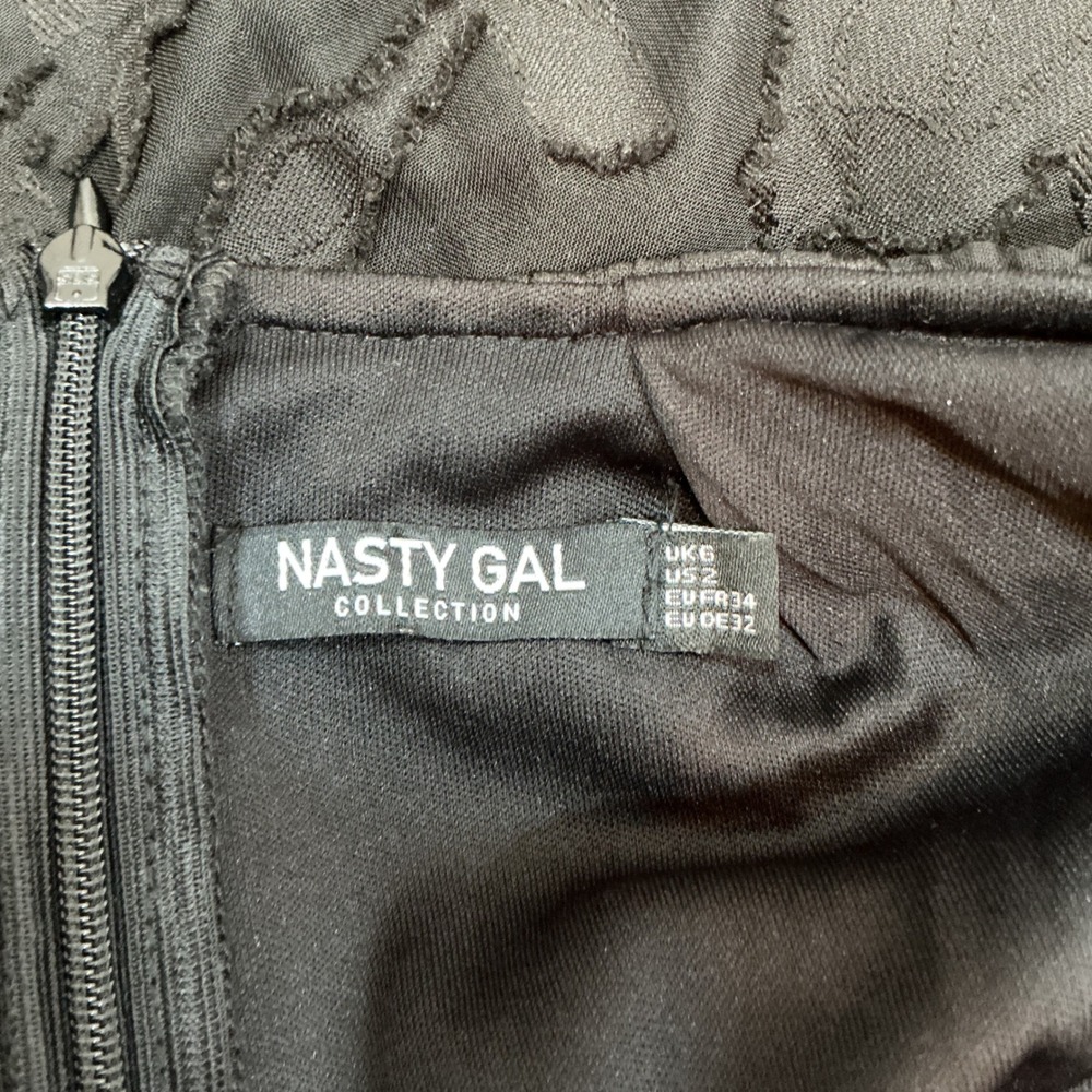 Nasty Gal Collection Black Floral Mini Dress Long Sleeve‎ Open Back UK 6 US 2 - Picture 3 of 5